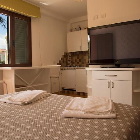 Gallo Spot Hotel San Teodoro  Eksteriør billede